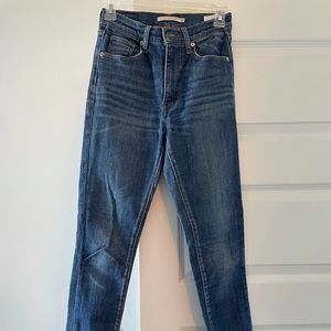 Mile High Super Skinny Levi Jeans
